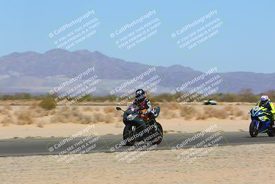 media/Apr-15-2022-Apex Assassins (Fri) [[9fb2e50610]]/Trackday Level 1/Session 2/Speed Shots/